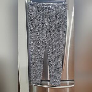 One By Chapter One Joggers